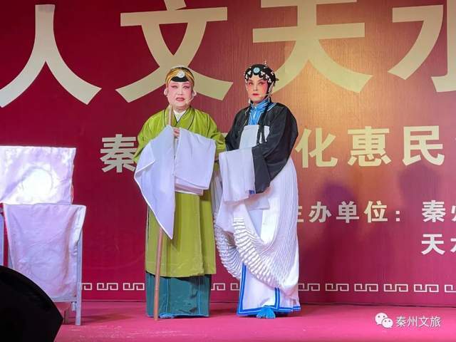 最新传统文化视频，古韵今风，家的温馨时刻展现传统文化魅力