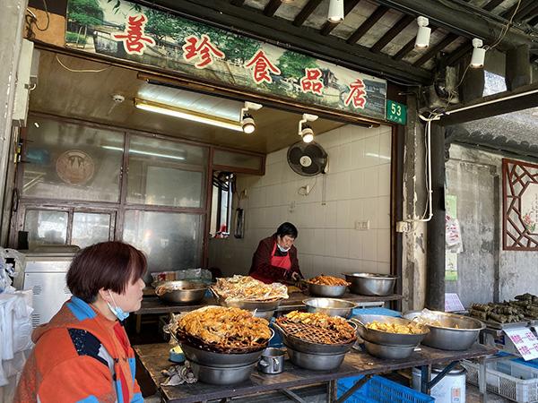 枫泾七路最新时刻表揭秘，小巷深处的特色小店探秘之旅