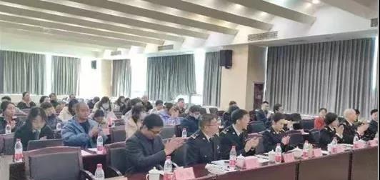 亿晶光电股票最新动态揭秘，小巷中的隐藏宝藏探秘
