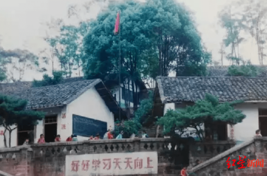 荣县最新新闻，小巷深处的独特风味揭秘