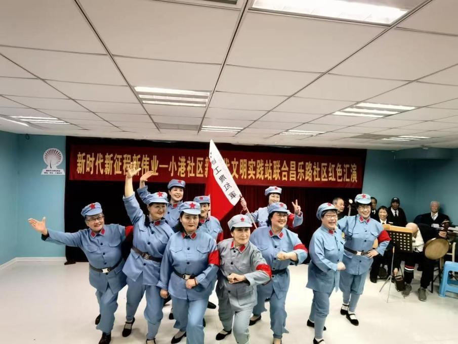 最新三句半搞笑台词创作指南及精彩标题揭秘